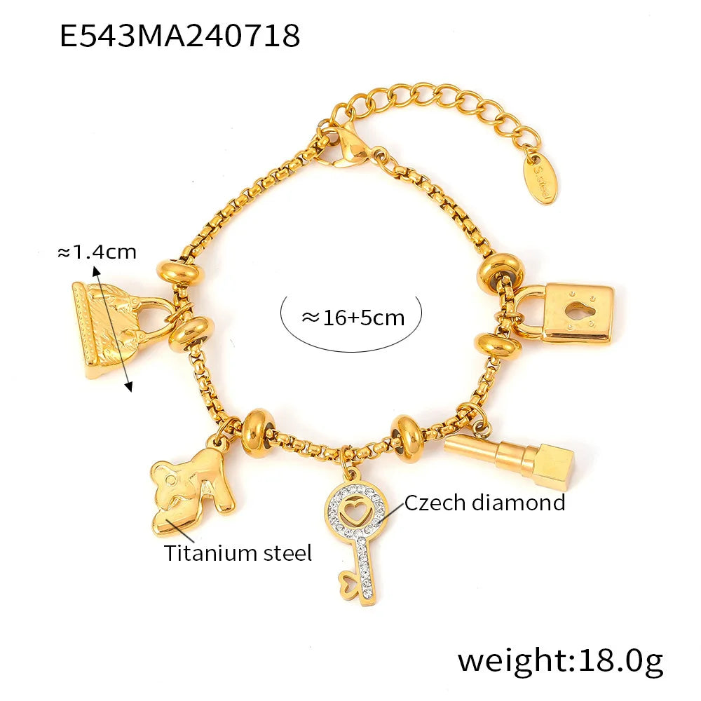 Gold Heart Charm Bracelet – Waterproof Stainless Steel
