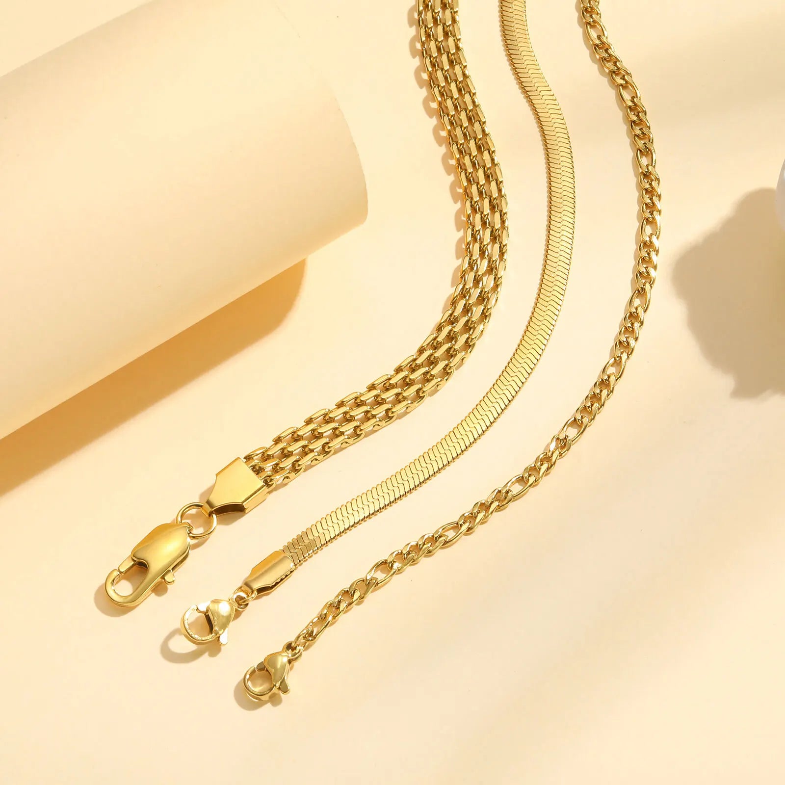 Waterproof Gold Stackable Chain Bracelet – 18K Plated Steel