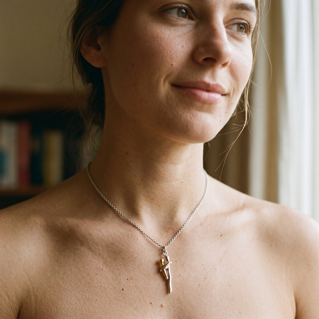 Mother & Child Necklace — A Bond That Never Breaks